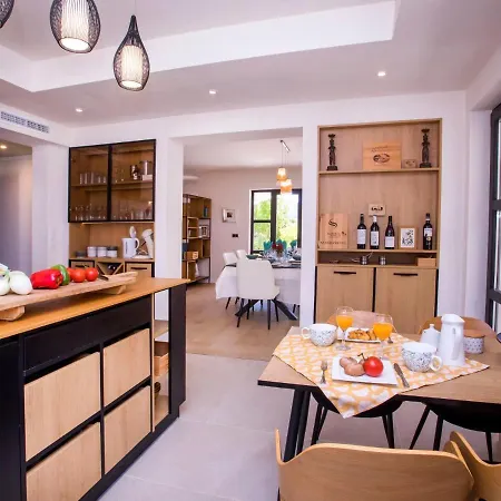 فيلة Almandrina By Interhome *