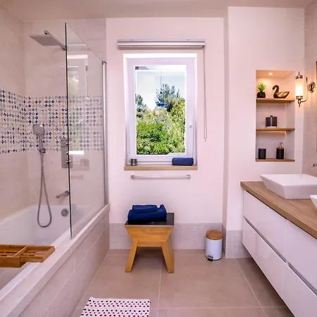 Almandrina By Interhome Javea
